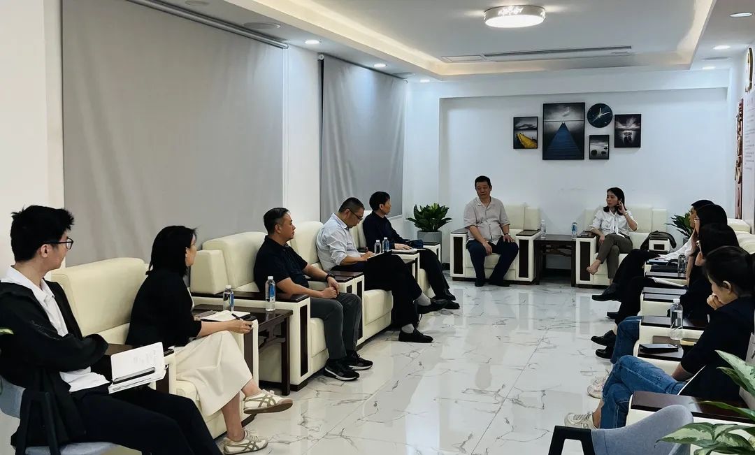 东莞市市场监督管理局杜江副局长一行赴市检验检测认证协会开展调研